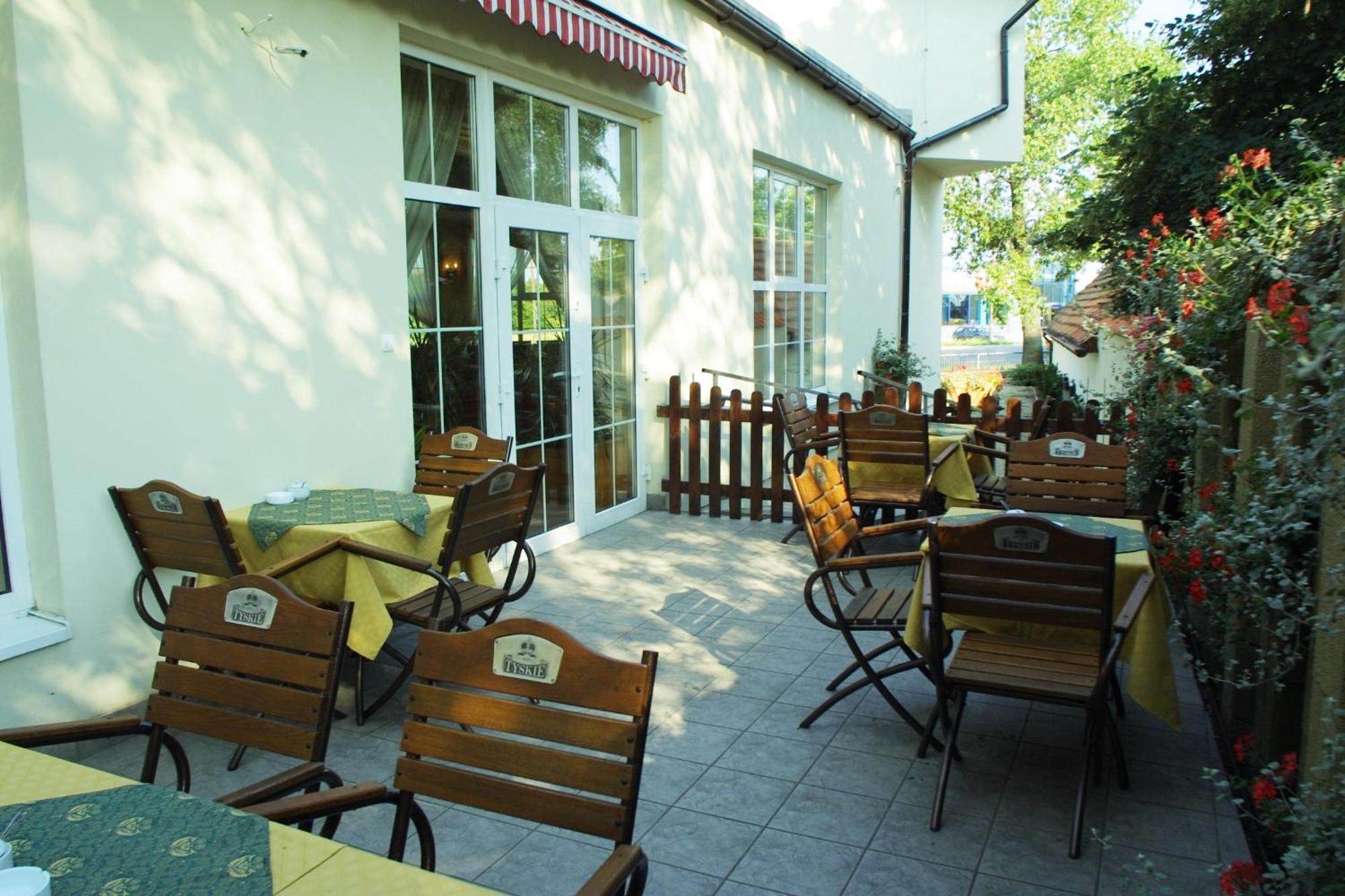 Hotel Bielany Bielany Wrocławskie Exteriér fotografie